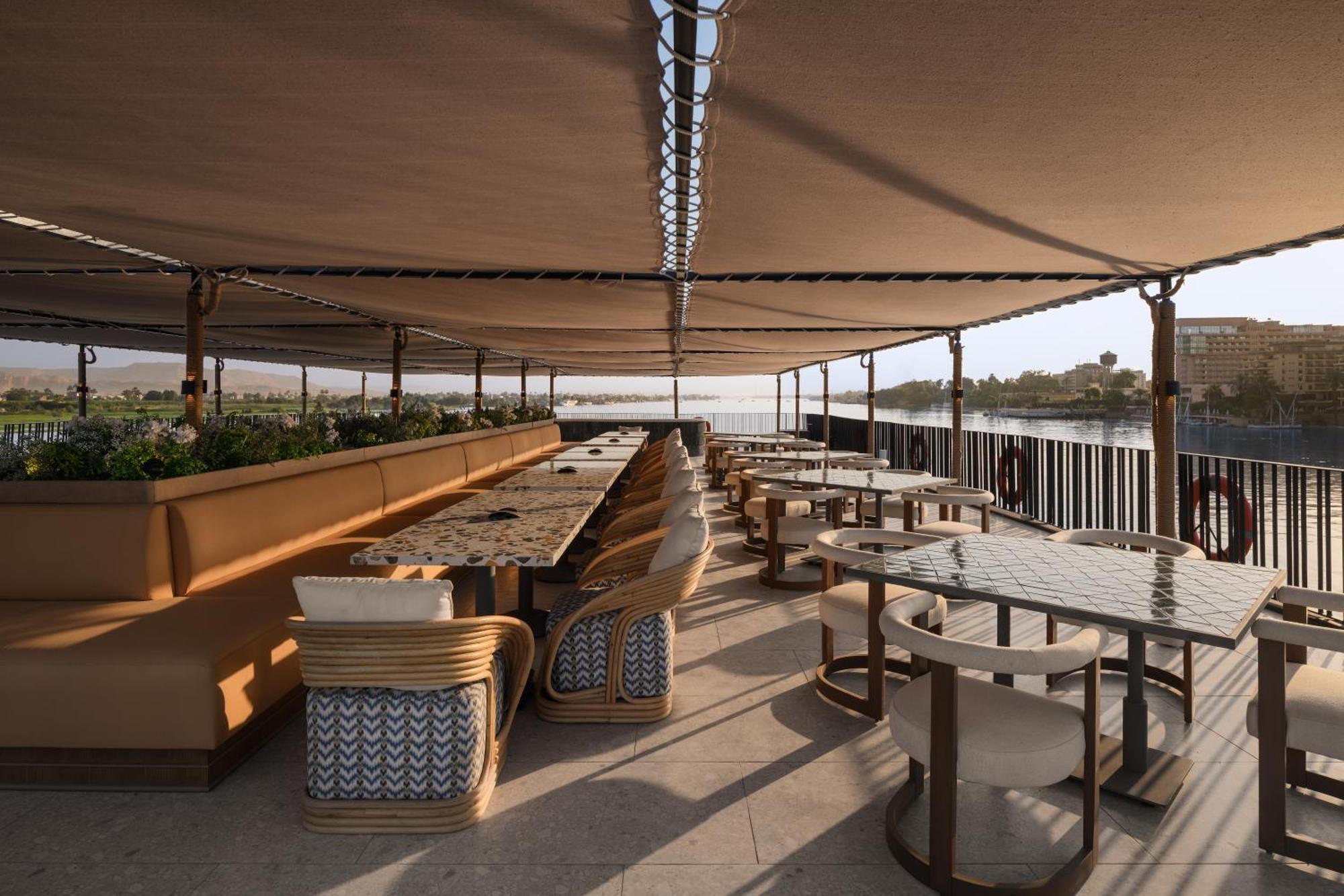 Soleil Nile Cruise - Every Monday From Luxor For 4 & 7 Nights, And Every Friday From Aswan For 3 & 7 Nights Eksteriør bilde