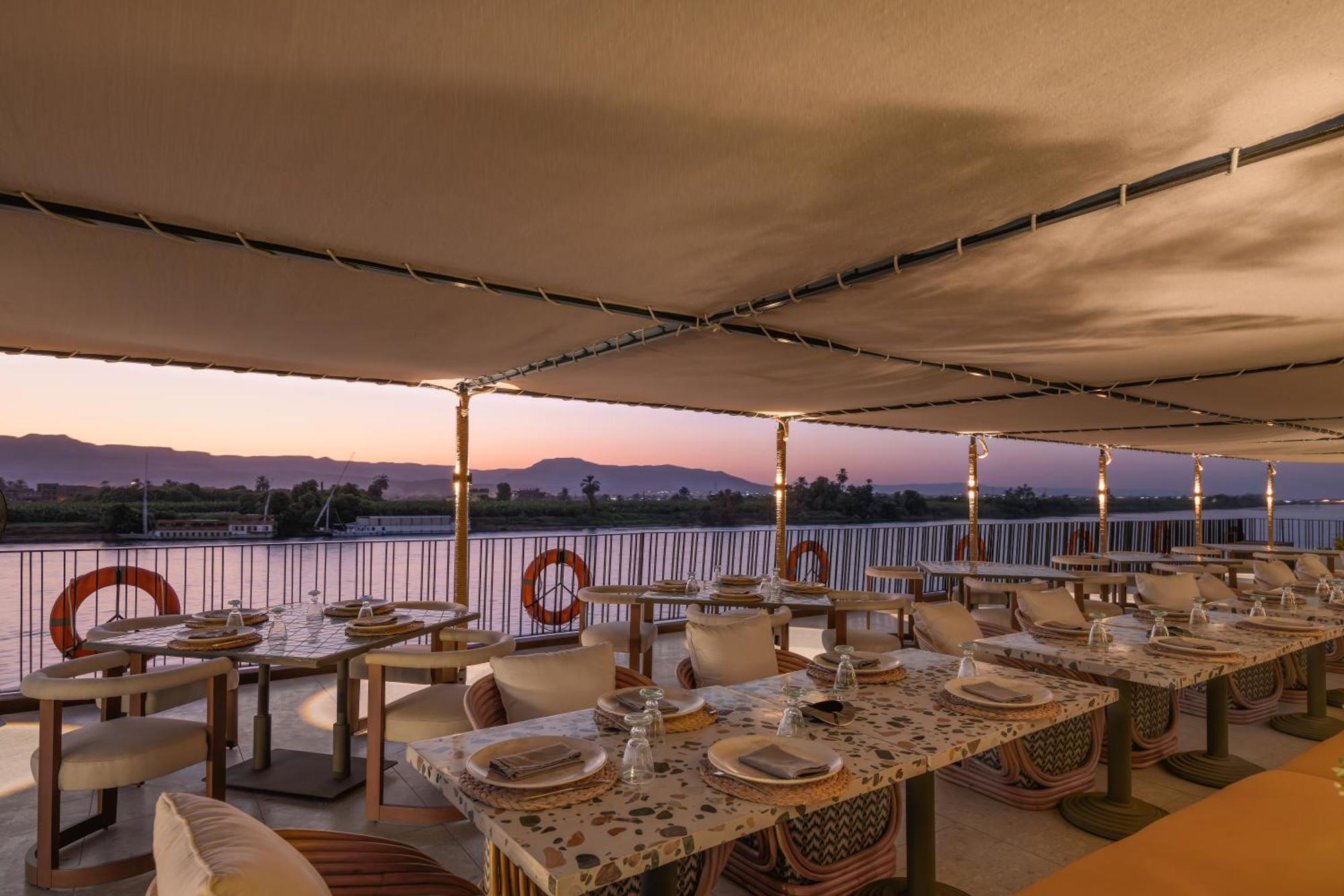 Soleil Nile Cruise - Every Monday From Luxor For 4 & 7 Nights, And Every Friday From Aswan For 3 & 7 Nights Eksteriør bilde
