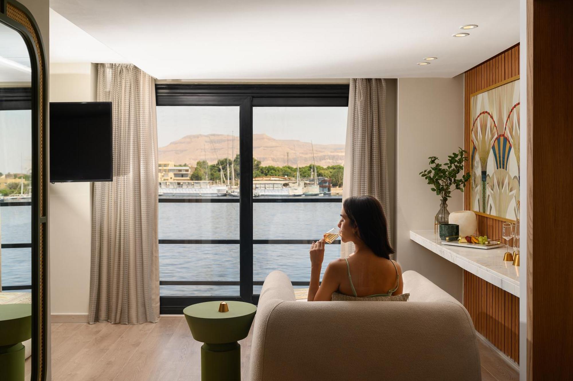 Soleil Nile Cruise - Every Monday From Luxor For 4 & 7 Nights, And Every Friday From Aswan For 3 & 7 Nights Eksteriør bilde