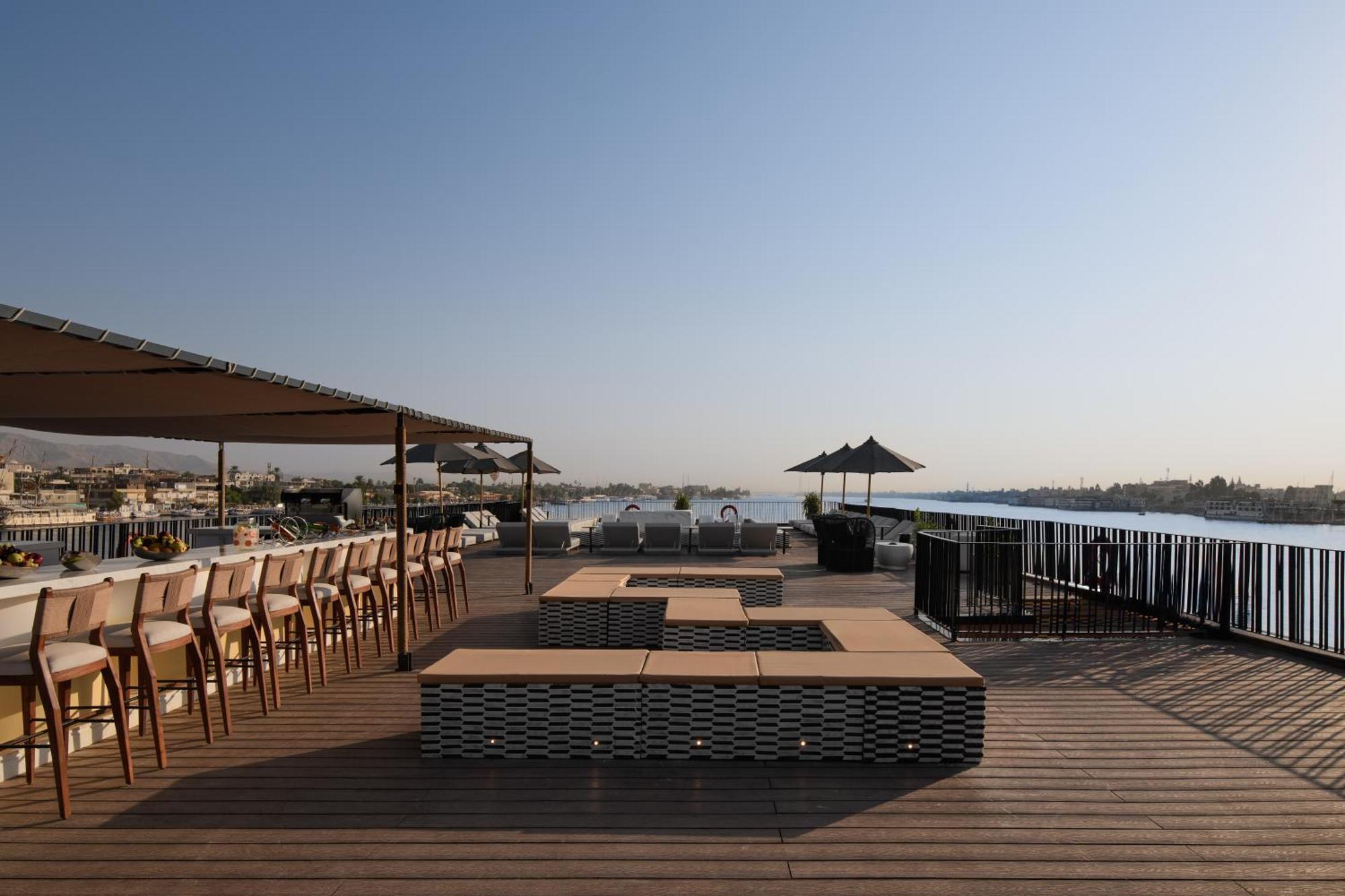 Soleil Nile Cruise - Every Monday From Luxor For 4 & 7 Nights, And Every Friday From Aswan For 3 & 7 Nights Eksteriør bilde