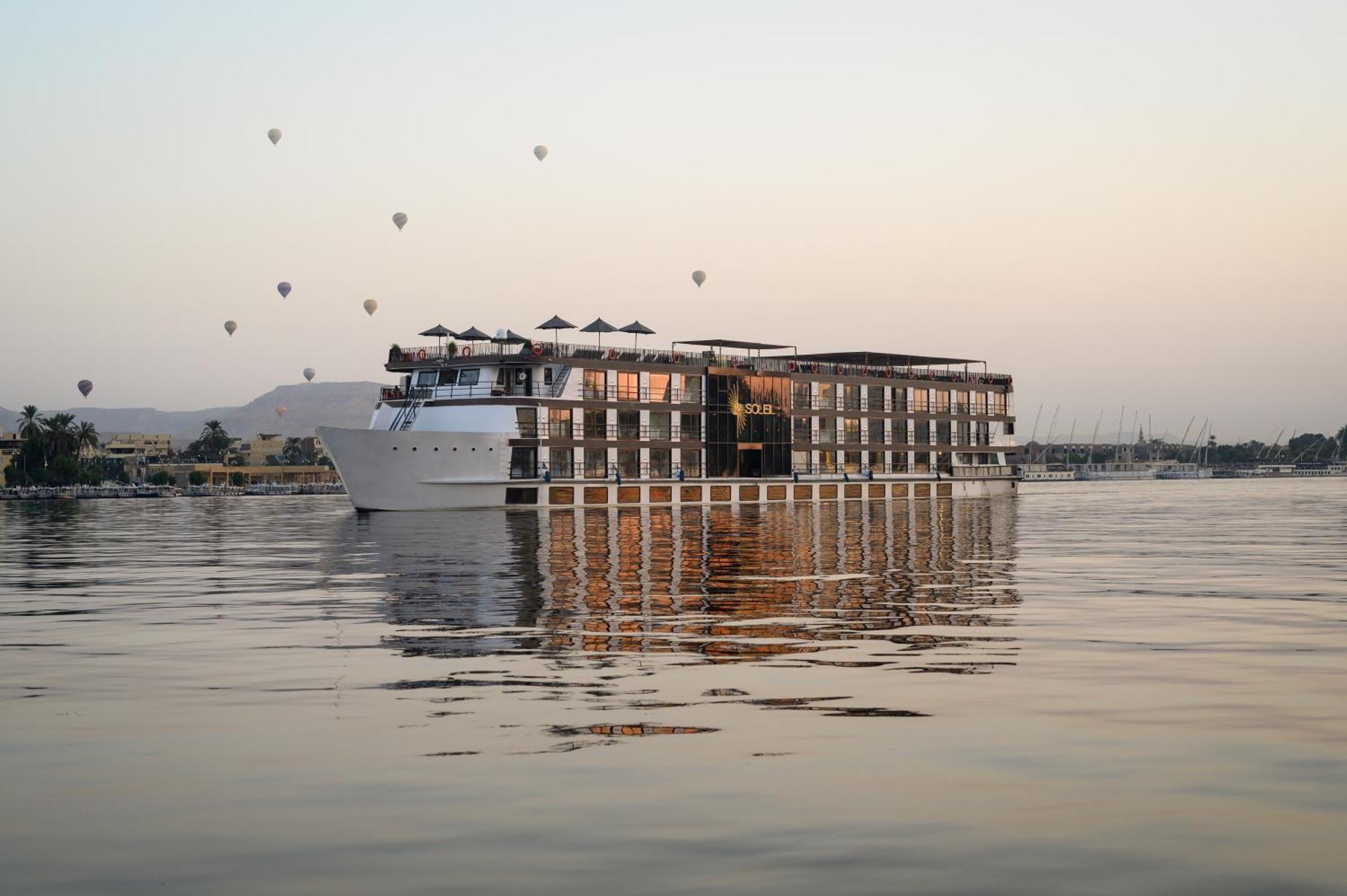 Soleil Nile Cruise - Every Monday From Luxor For 4 & 7 Nights, And Every Friday From Aswan For 3 & 7 Nights Eksteriør bilde