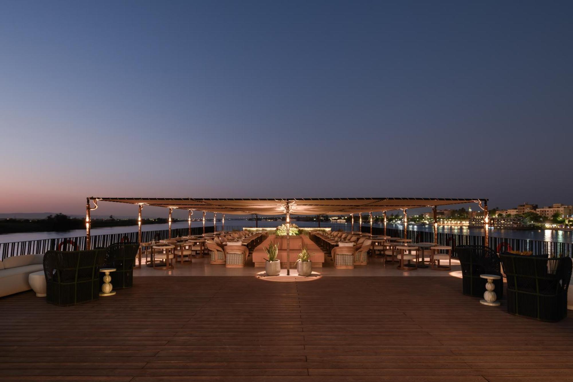 Soleil Nile Cruise - Every Monday From Luxor For 4 & 7 Nights, And Every Friday From Aswan For 3 & 7 Nights Eksteriør bilde